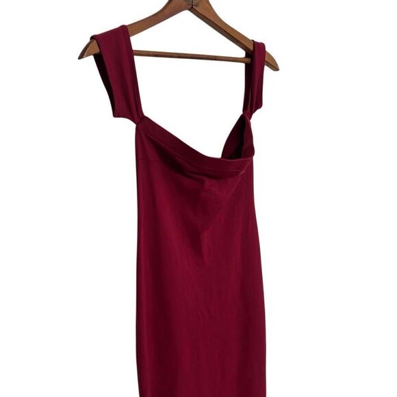 Forever 21 Contemporary Off The Shoulder Bodycon Mermaid Dress Red Size Medium - Picture 3 of 7